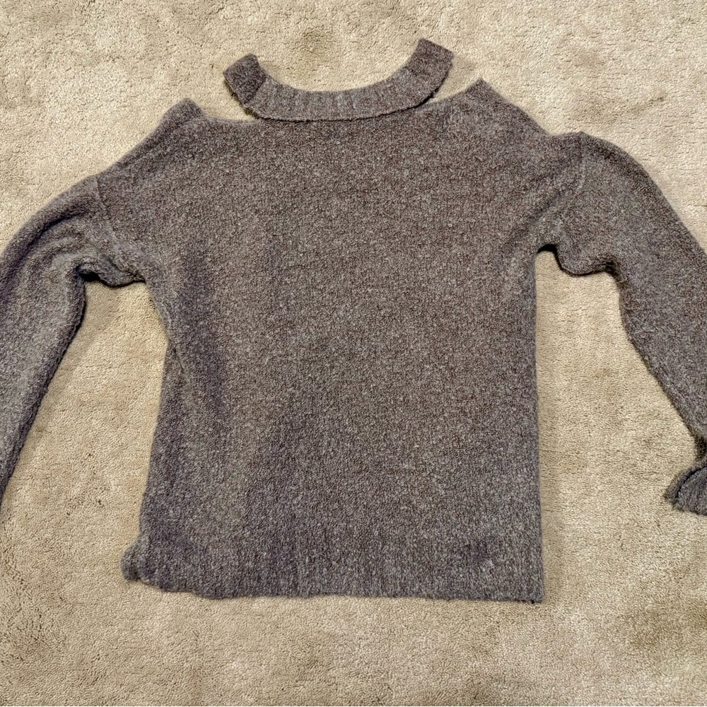 Moth sweater - Picture 2 of 4
